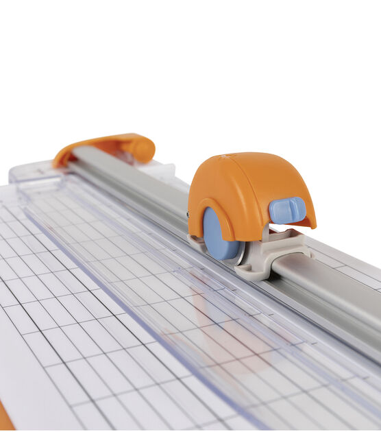 Fiskars Portable Rotary Paper Trimmer 12 in.