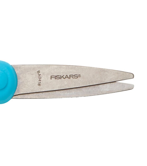 Fiskars 7" Soft Grip Kids Scissors, , hi-res, image 3