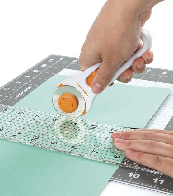 Fiskars Rotary Paper Edger 45 mm, , hi-res, image 2