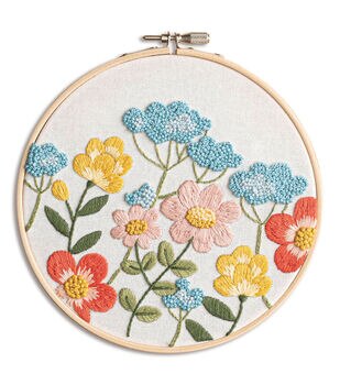 Leisure Arts 6 Garden Fresh Embroidery Kit