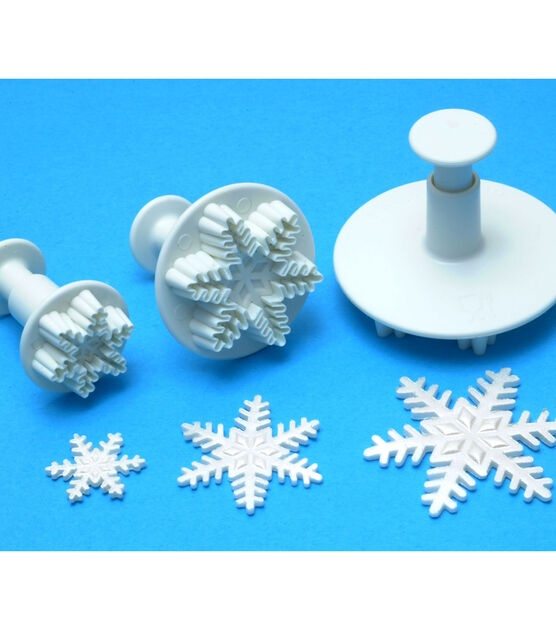PME SF708 PME Novelty Snowflake Plunger Cutter set of 3 - 25mm 40mm