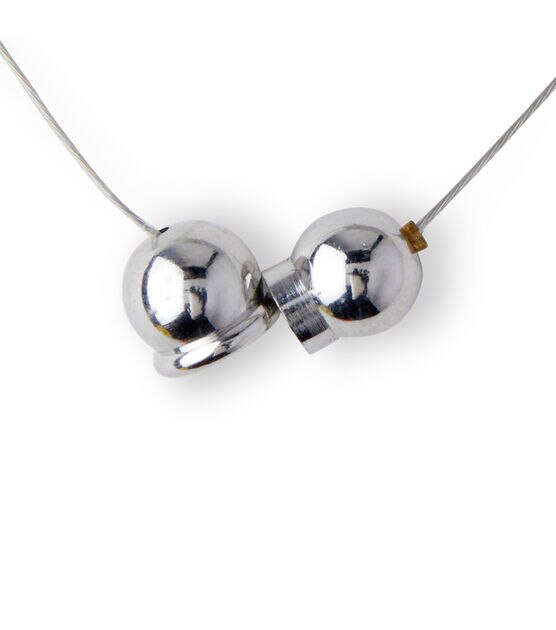 Shoppers Use These Magnetic Necklace Clasps for Jewelry