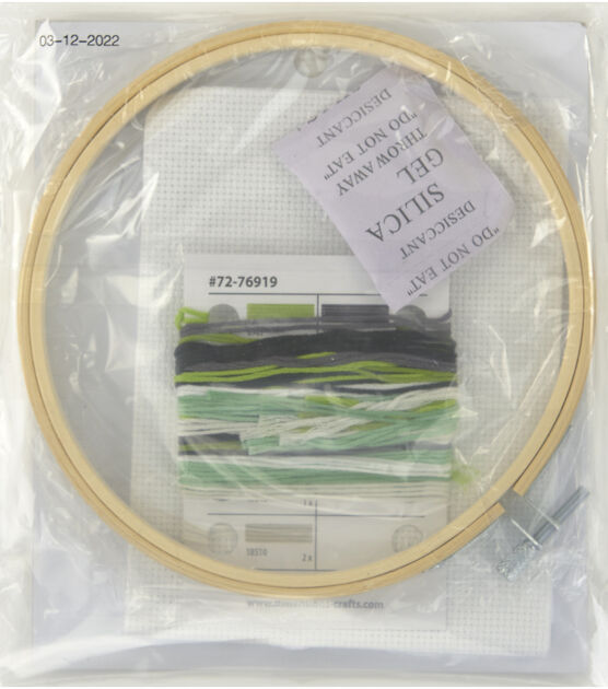 Dimensions Embroidery Hoop W/Fabric 6-Natural