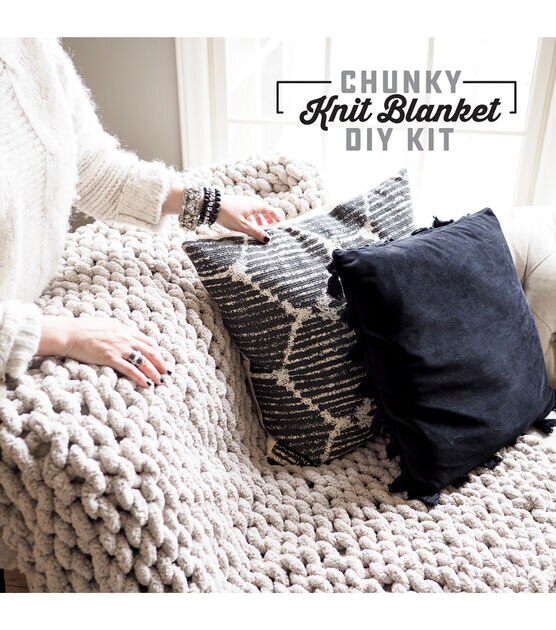 Hand Knit Chunky Blanket  Take and Make Kit – Studio 223 AZ