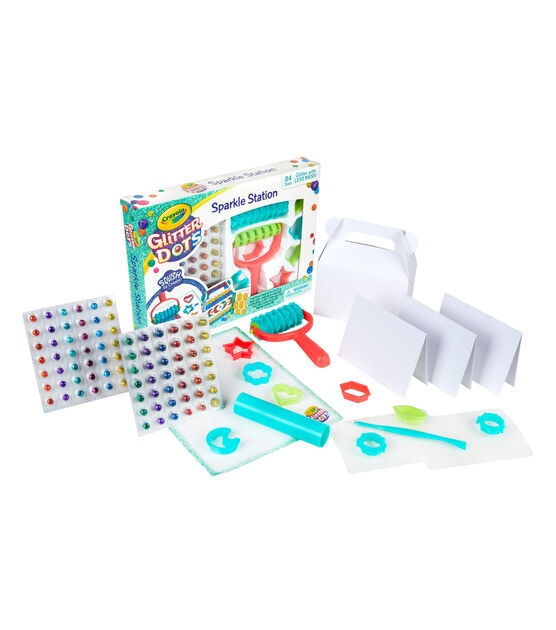 Keep the kids entertained with this Crayola Glitter Art Kit at