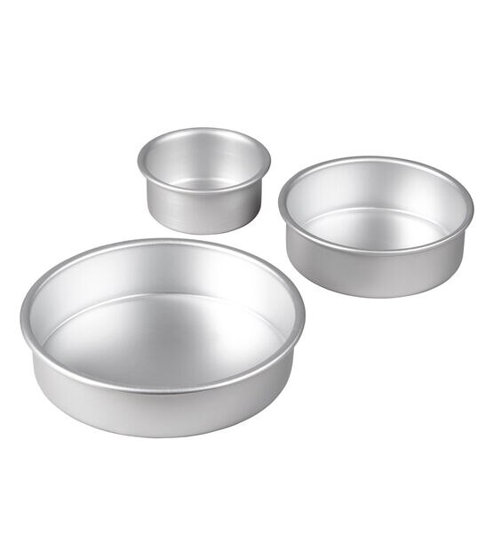 Aluminum Round Cake Pans, 3 Piece Set with 8", 6" and 4" Cake Pans, , hi-res, image 3