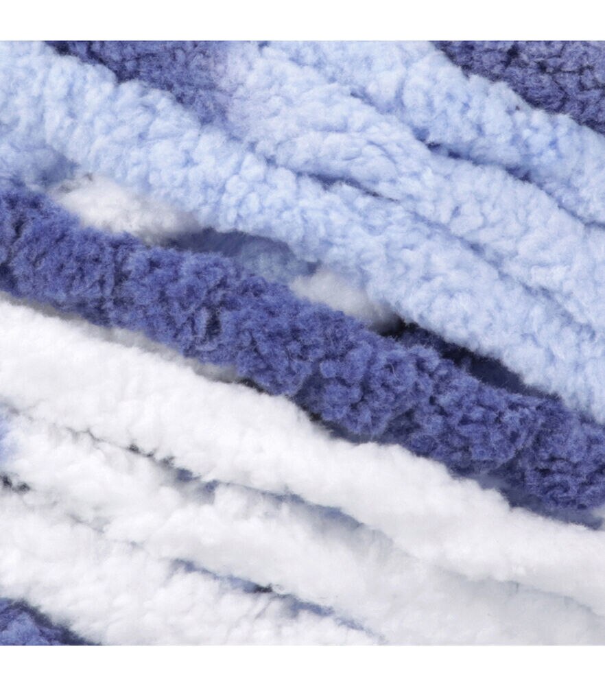 Bernat Baby Blanket 220yds Super Bulky Polyester Variegated Yarn, Blue Dreams, swatch, image 3