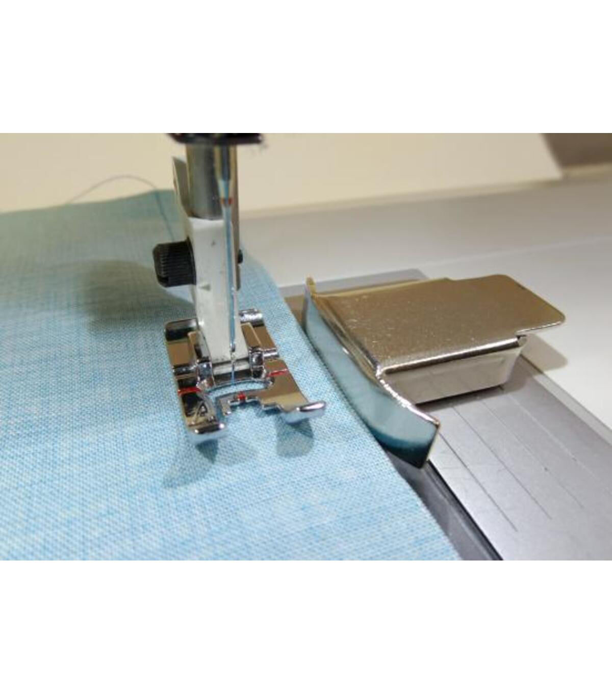 Dritz Magnetic Seam Guide