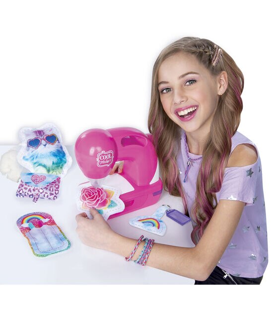 Cool Maker Sew Cool Sewing Machine with 5 Trendy Projects and Fabric, for  Kids 6 Aged and Up