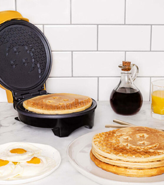 Dragon Ball Z Waffle Maker by Uncanny Brands