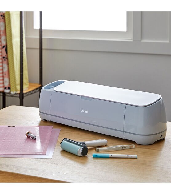 Cricut Maker Bundle, Includes Cricut Maker Cutting Machine, Iron On Vinyl,  Premium Vinyl - Permanent, Holographic Iron On Vinyl, Transfer Tape