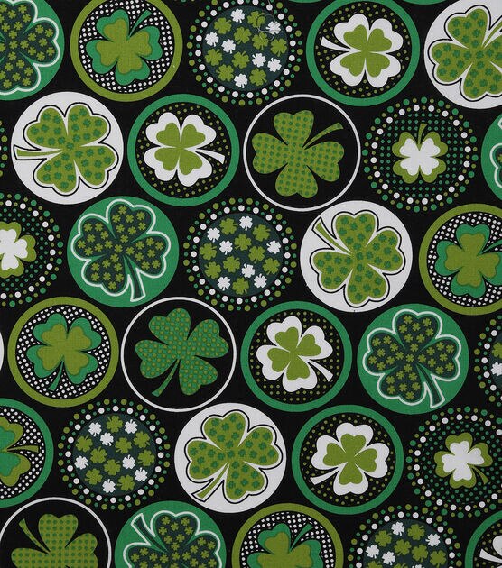 Pj Bold Green Foil Cupcake Liner with Leaf Design