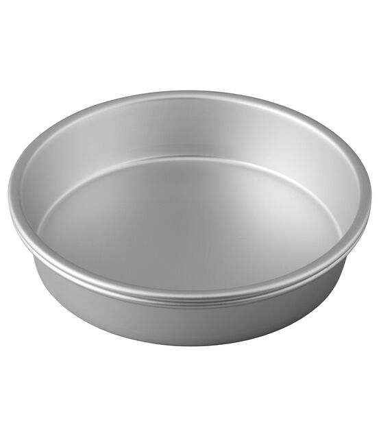 Wilton Perfect Performance Round Cake Pan Set - Shop Pans & Dishes at H-E-B