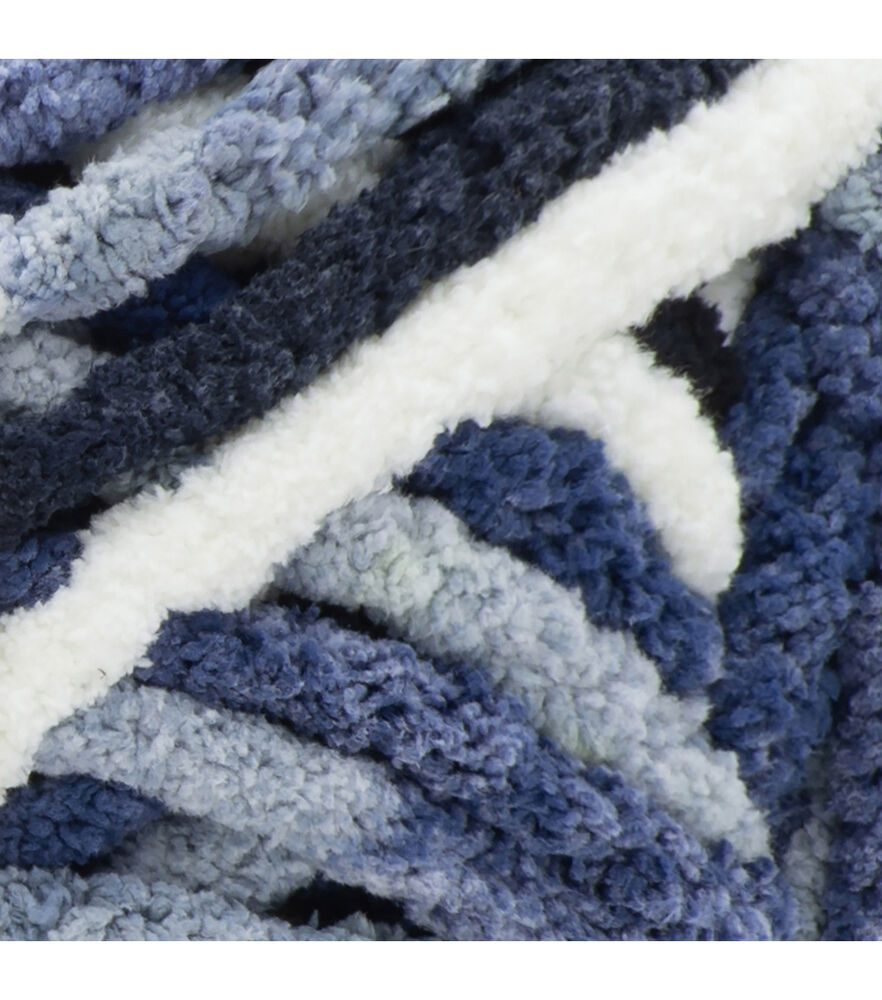 Bernat Blanket Extra 97yds Jumbo Polyester Yarn, Faded Blues, swatch, image 16