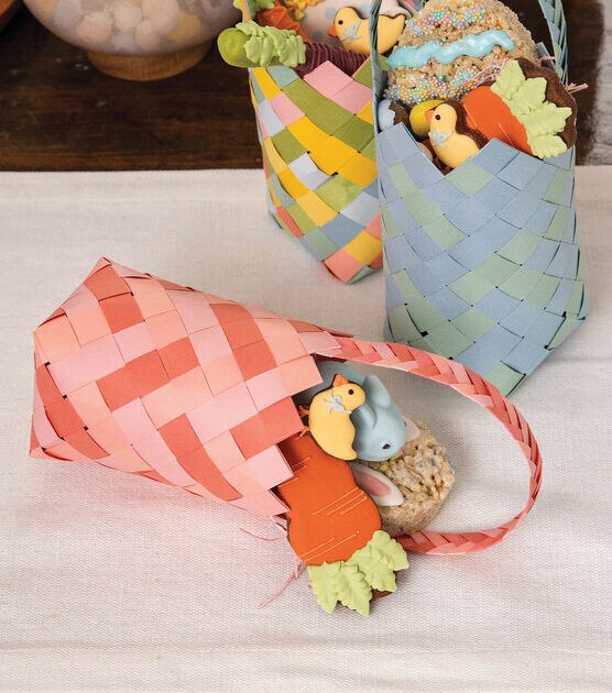 Mini Woven Paper Easter Baskets