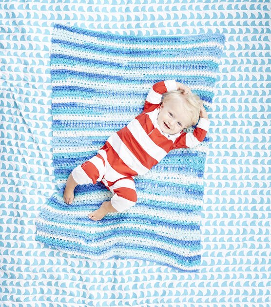 Confetti Color Blanket in Lion Brand Ice Cream- L40489