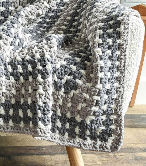 How To Make How To Make A Bernat Blanket Rectangle Granny Crochet ...