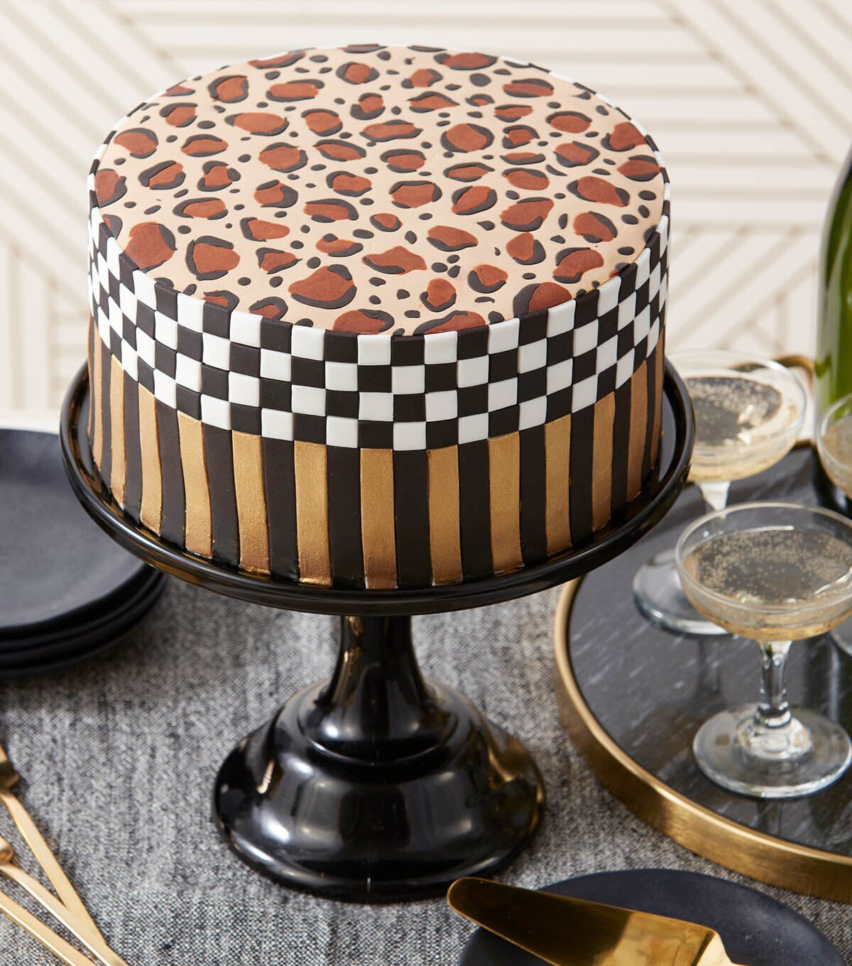 Cake stand Print and cut - Makers Gonna Learn