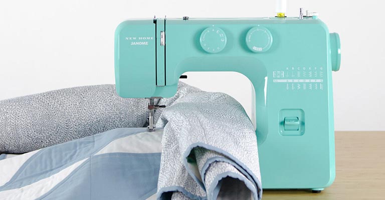 Mechanical vs computerized sewing machine: which one is best for you?