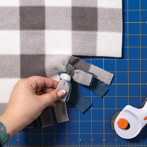  Tie Blankets Fleece Kit