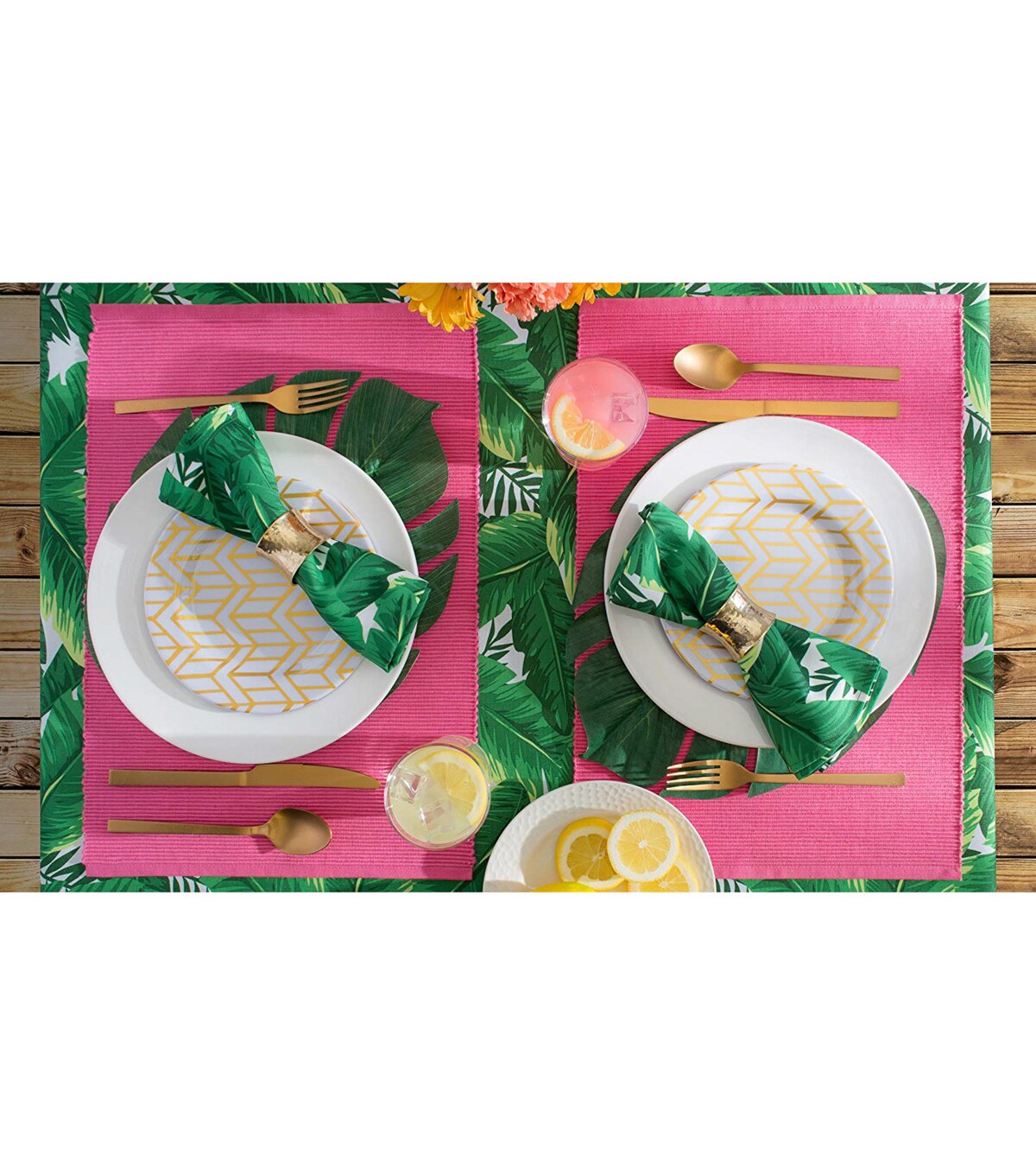 Design Imports Banana Leaf Outdoor Tablecloth 120