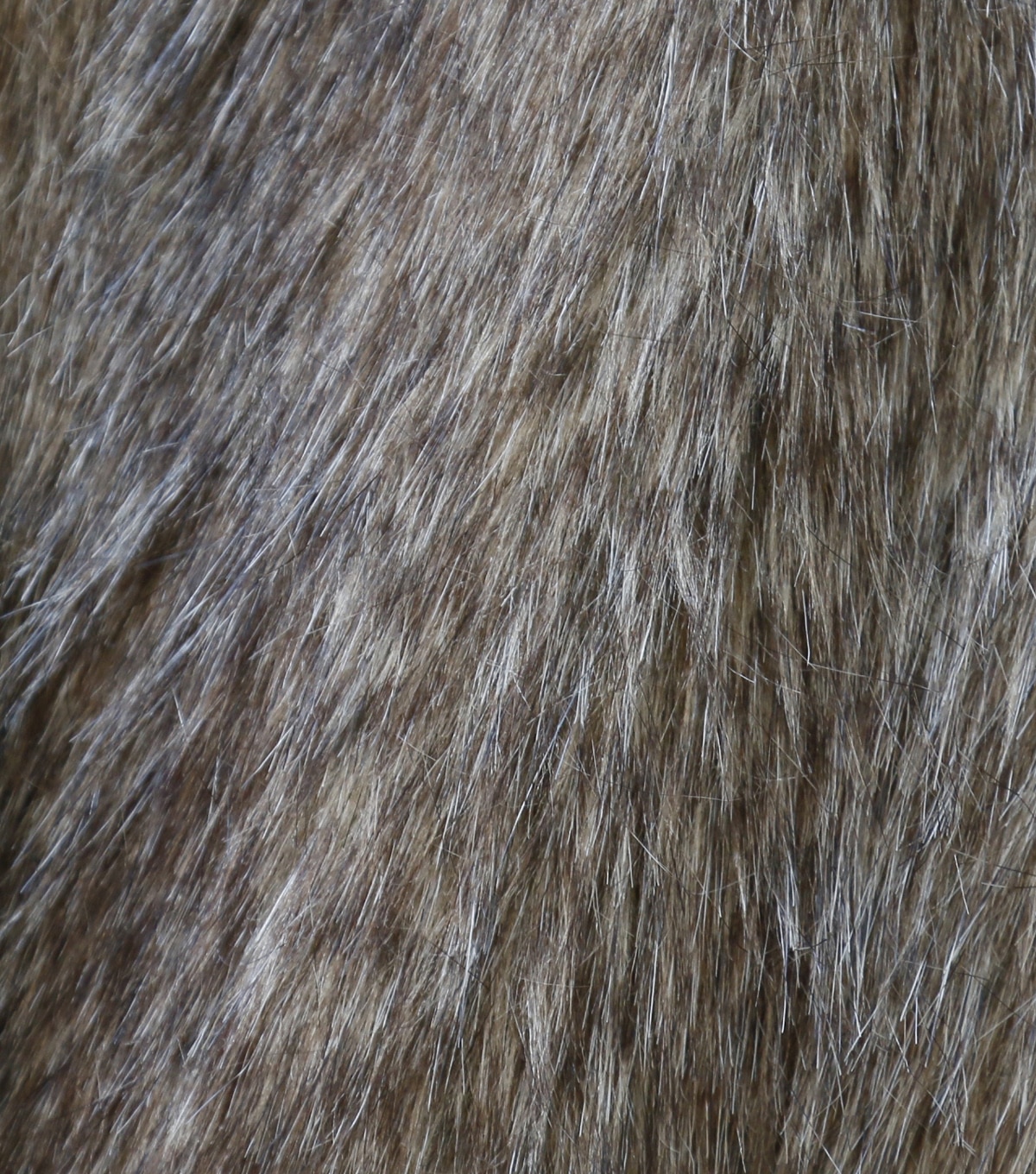 Luxury Faux Wolf Fur Fabric 58