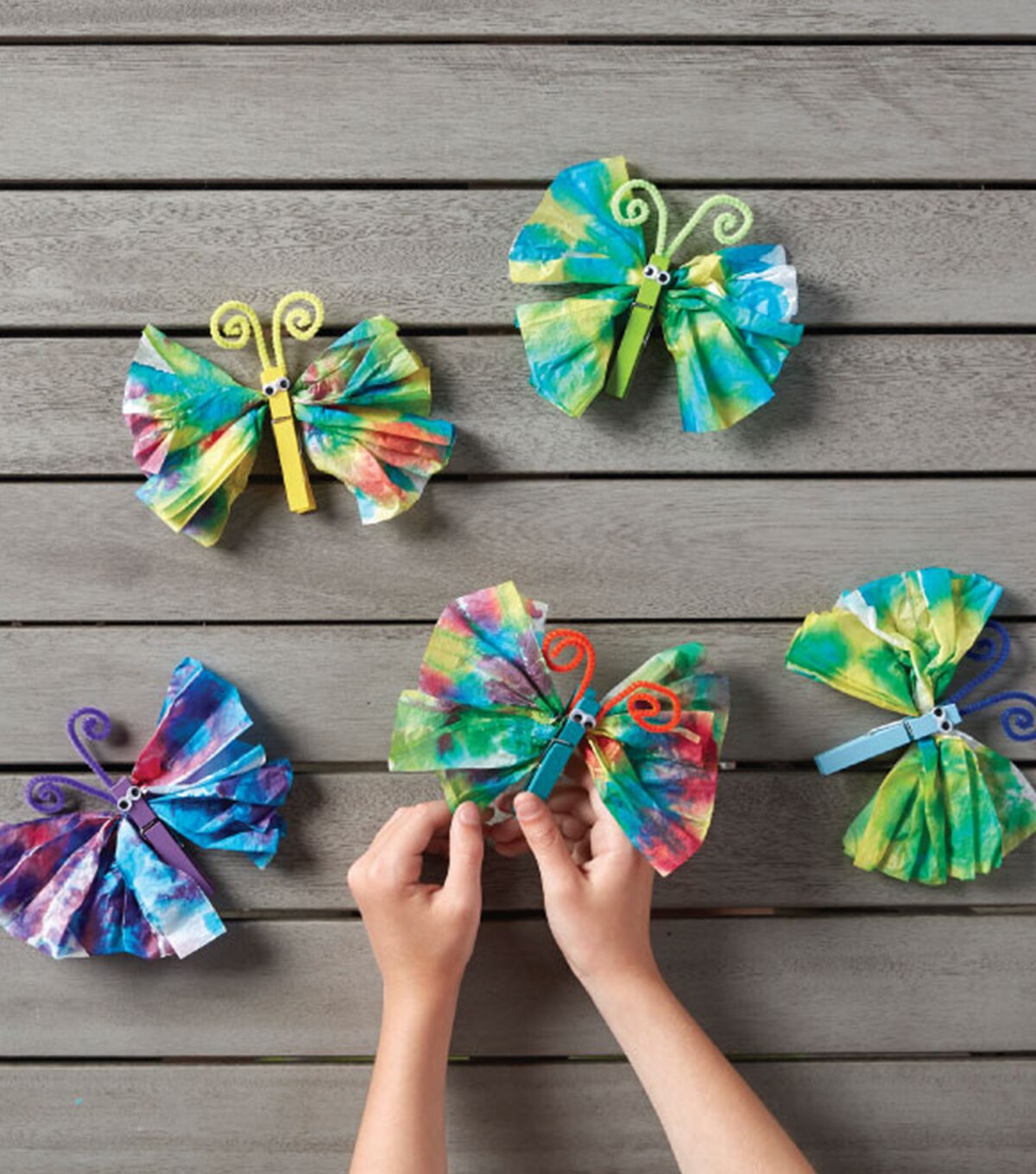 make-your-own-tie-dye-tissue-paper-with-this-simple-tutorial-diy-tie